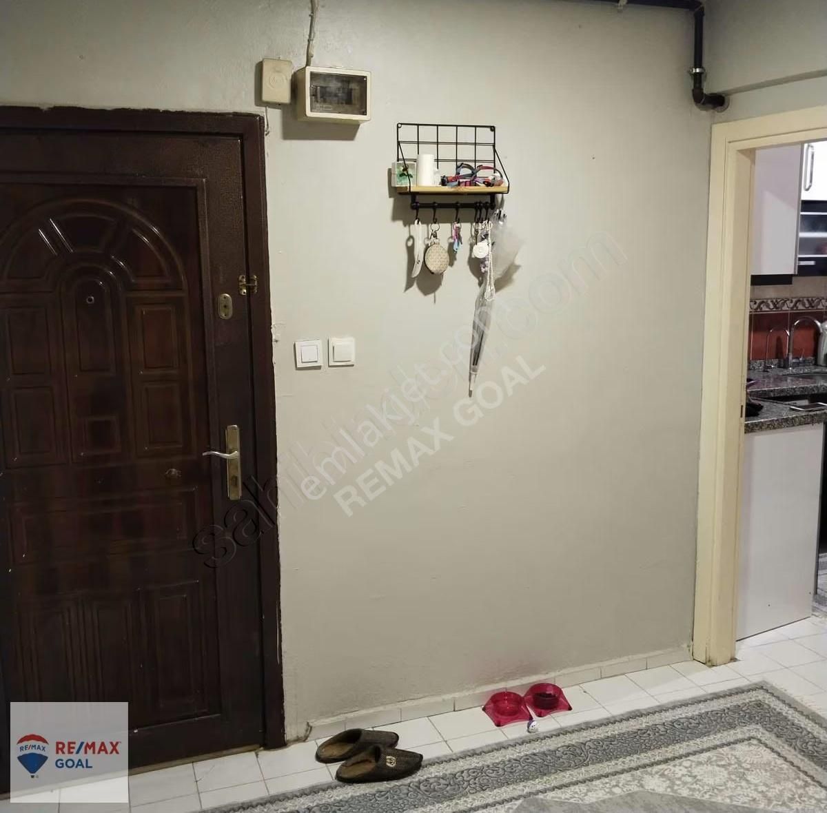 Zeytinburnu Yeşiltepe Mahallesinde Satılık 2+1 Daire - Görsel 8