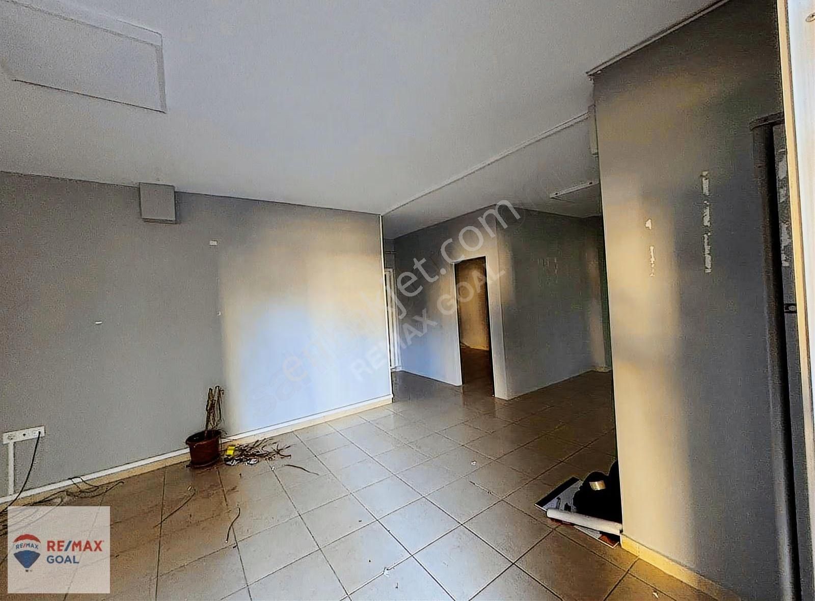 Taşdelen Cumhuriyet İskanlı Her İşe Uygun 115 M2 Kiralık Dükkan - Görsel 7