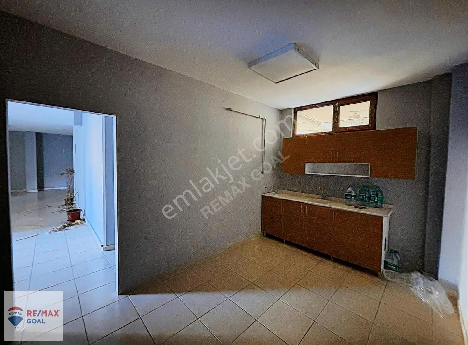 Taşdelen Cumhuriyet İskanlı Her İşe Uygun 115 M2 Kiralık Dükkan - Görsel 20