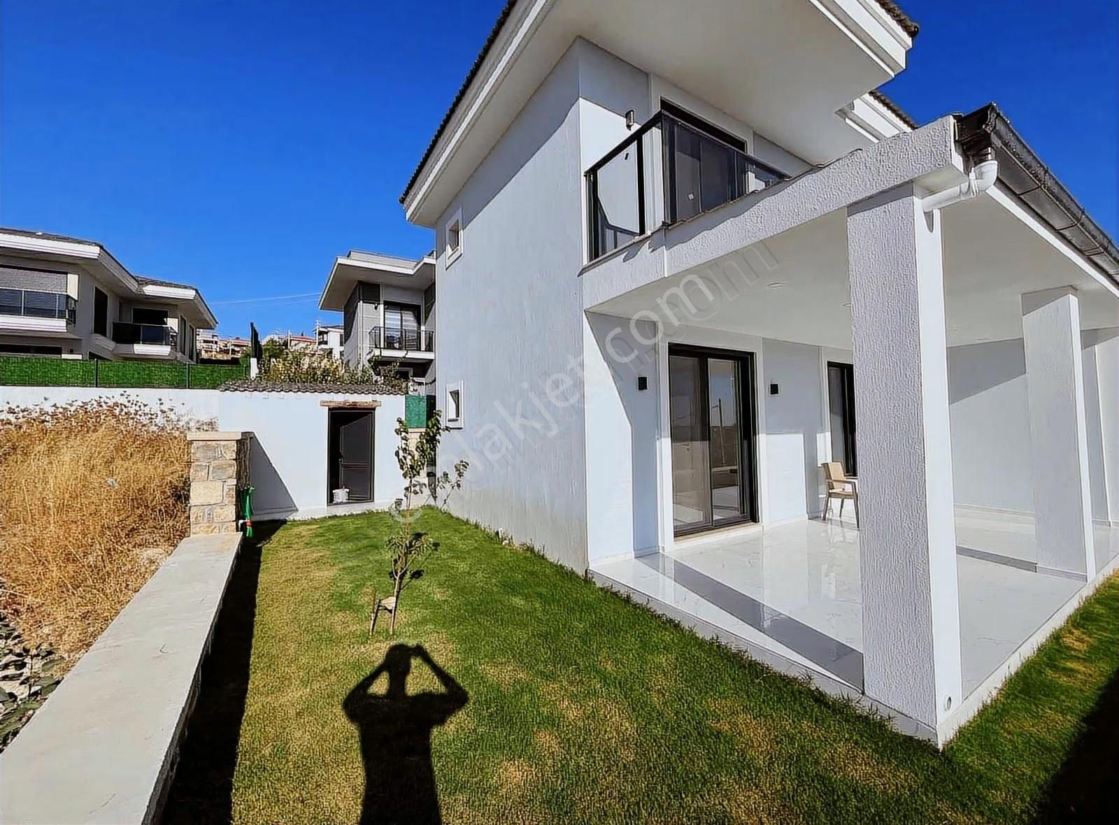 Yiğit Gayrimenkulden Sıfır ,deniz Manzaralı ,lüx 3+1 Villa - Görsel 32
