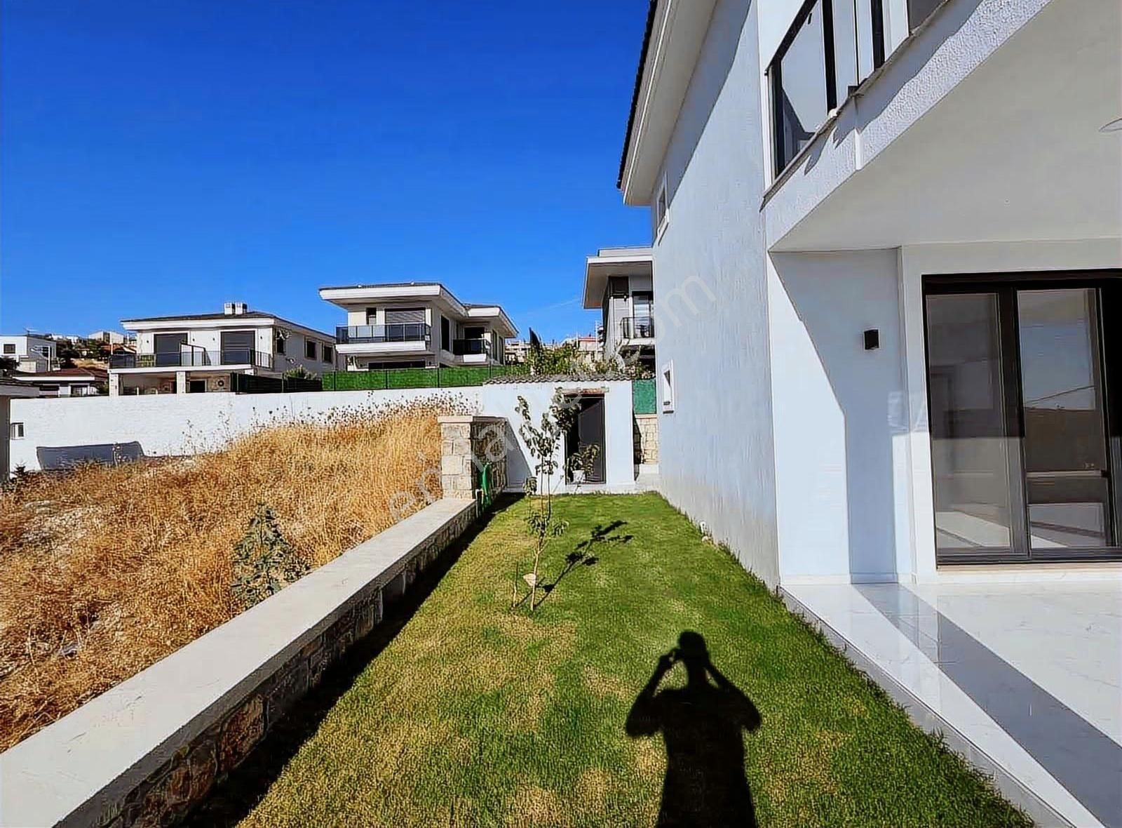 Yiğit Gayrimenkulden Sıfır ,deniz Manzaralı ,lüx 3+1 Villa - Görsel 12