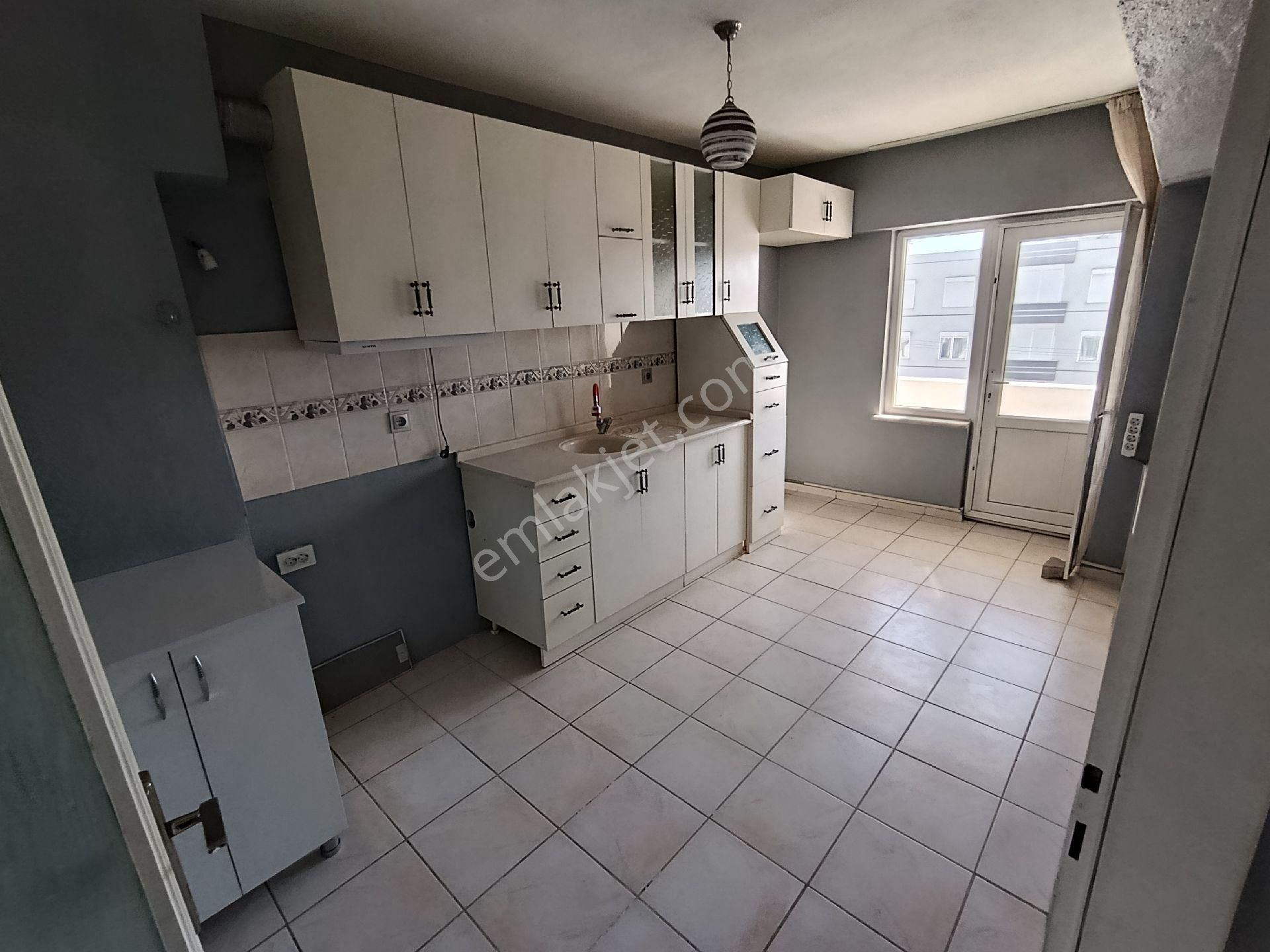 Okul Bölgesinde 3+1 Yaz Kış Kiralık Daire - Görsel 24