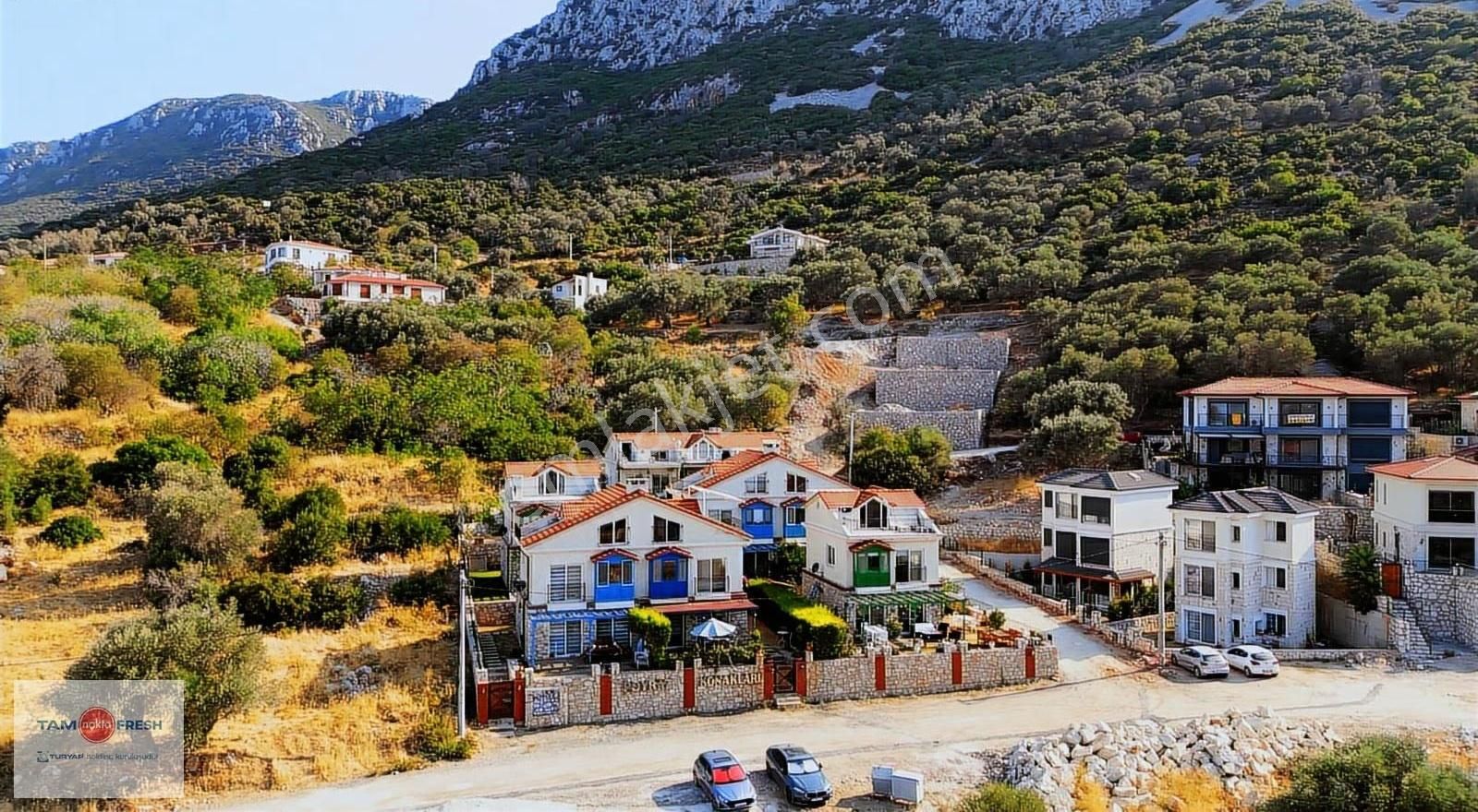 Karaburun Saip Mahallesinde Deniz Manzaralı 3+1 Tripleks Villa - Görsel 32