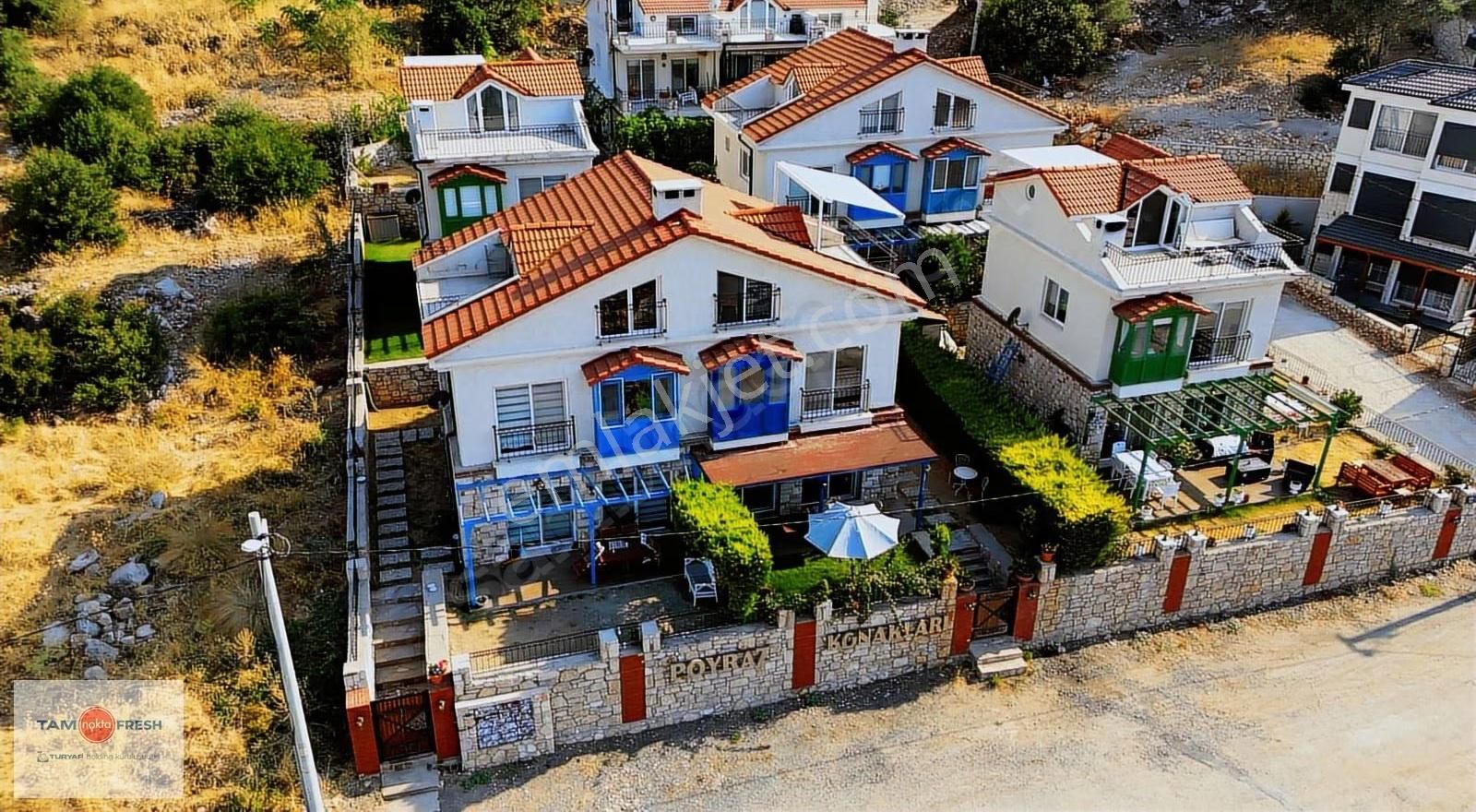 Karaburun Saip Mahallesinde Deniz Manzaralı 3+1 Tripleks Villa - Görsel 4