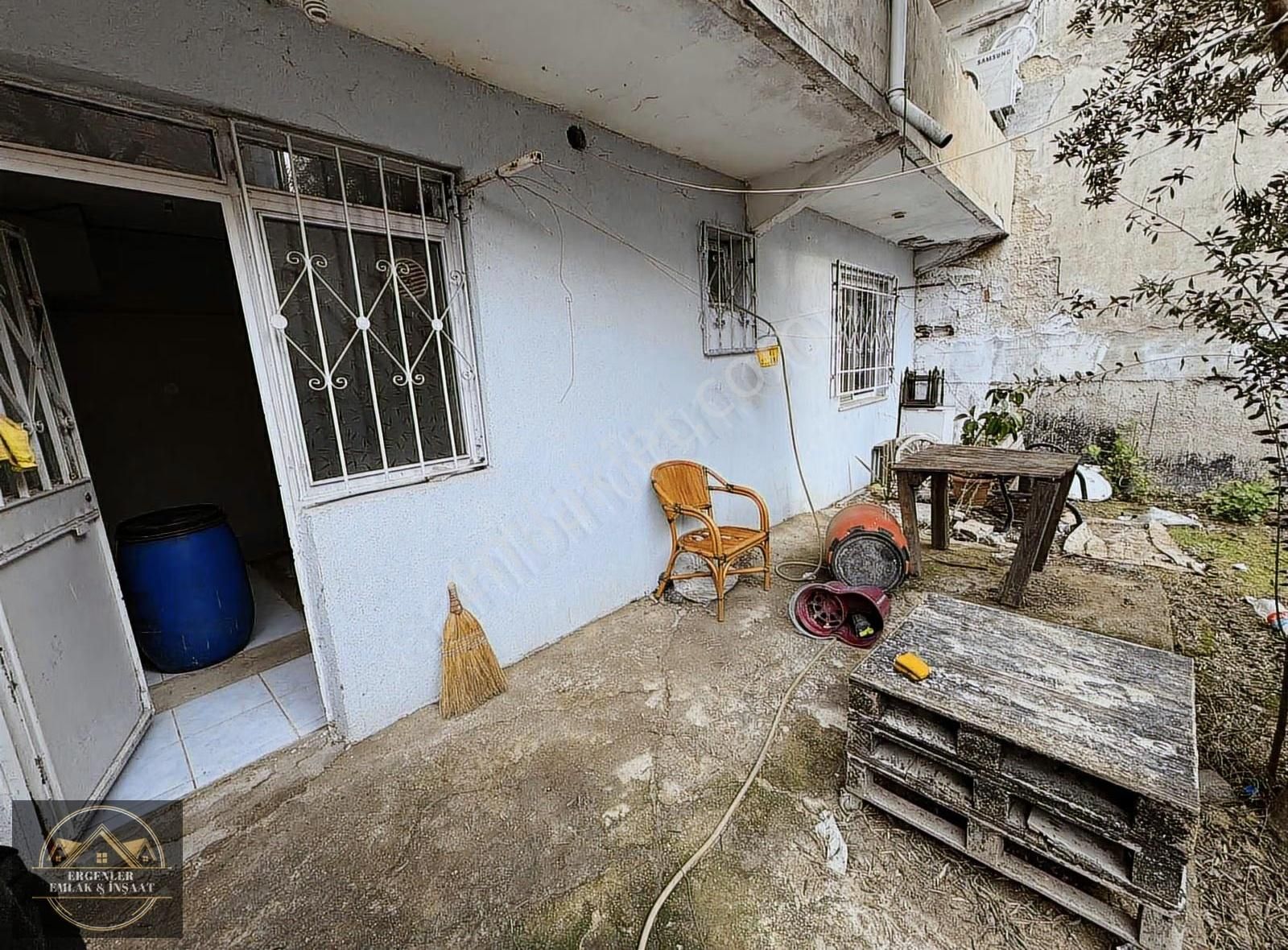 Avcılar Tahtakale'de Bahçeli 2+1 Giriş Kat Daire - Görsel 3