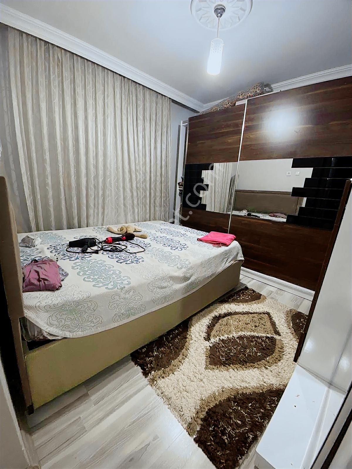 Yedieylül Mahallesinde Satılık Ferah 3+1 Daire - Görsel 7