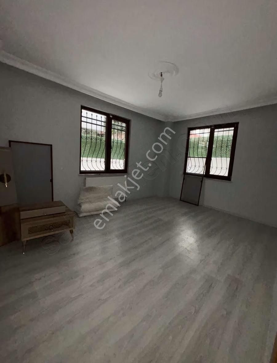 Soğanlı Cumhuriyet Mahallesi Satılık 2+1 Bahçe Katı Daire