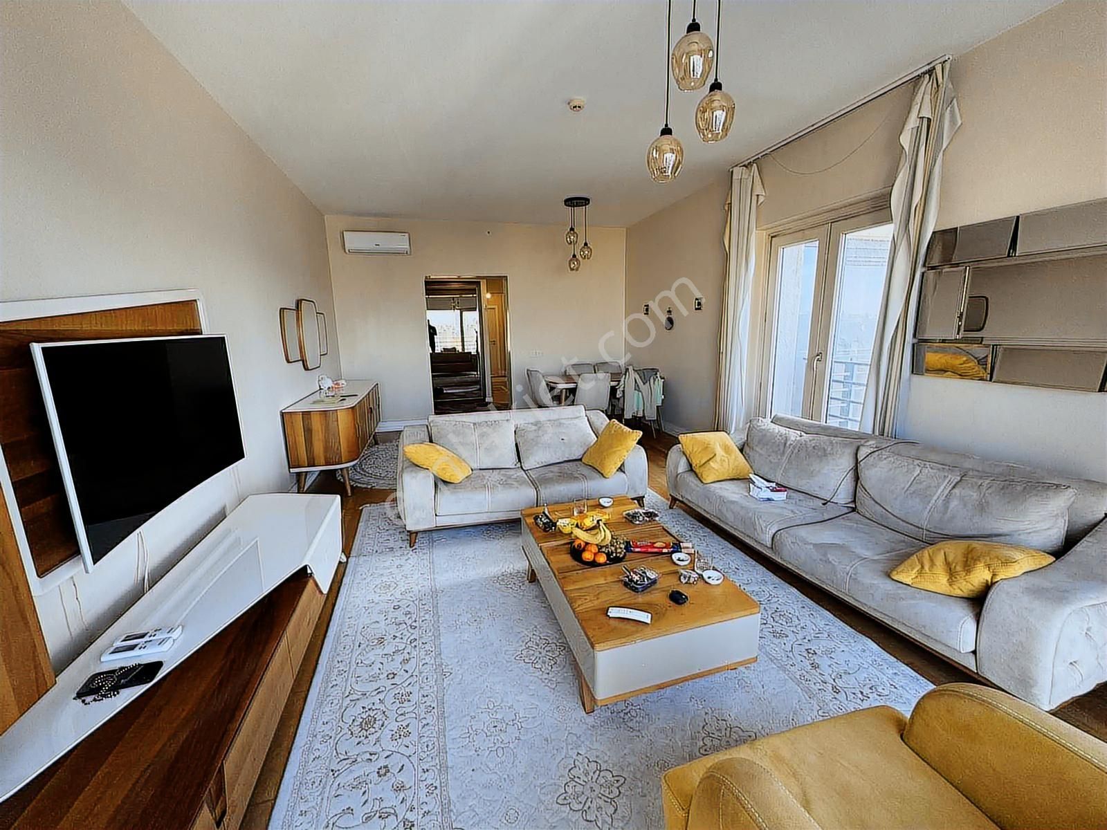 Acil Bosphorus City Gölkule Satılık 3+1 Boş Kelepir - Görsel 3