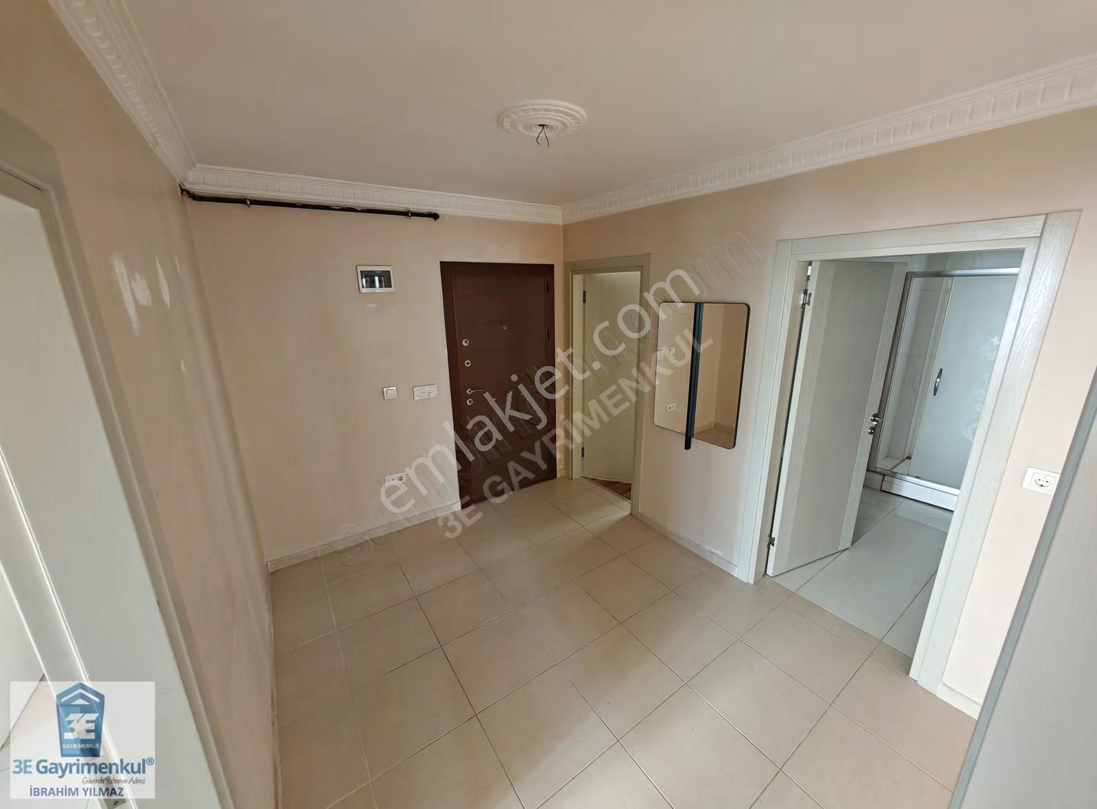 Tuzla İstasyon'da Kiralık 3+1 Daire - 115 M² - Merkezi Konum - Görsel 8