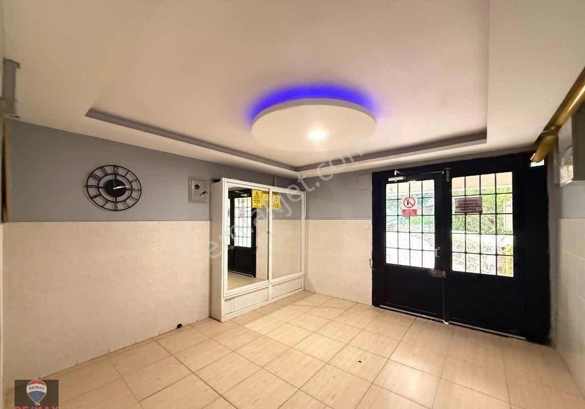 Bornova Evka 4 'te Asansörlü Doğalgazlı Kıralık 2+1 Daıre - Görsel 32