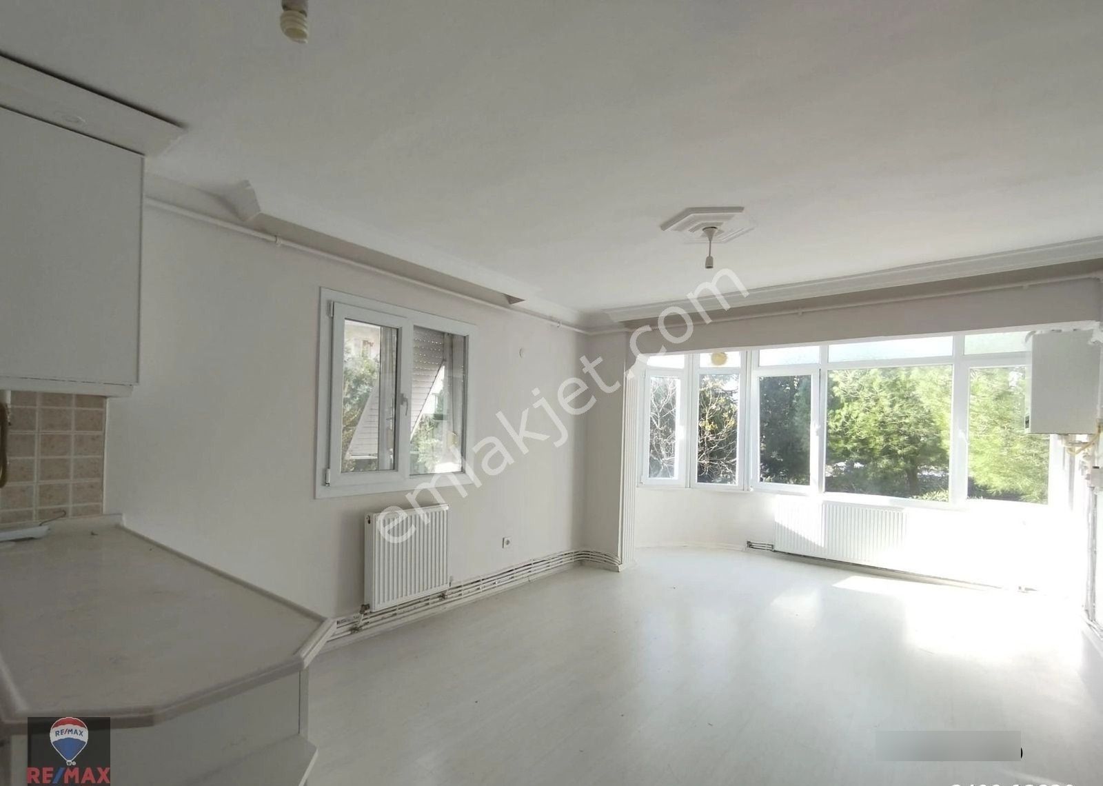 Bornova Evka 4 'te Asansörlü Doğalgazlı Kıralık 2+1 Daıre - Görsel 27