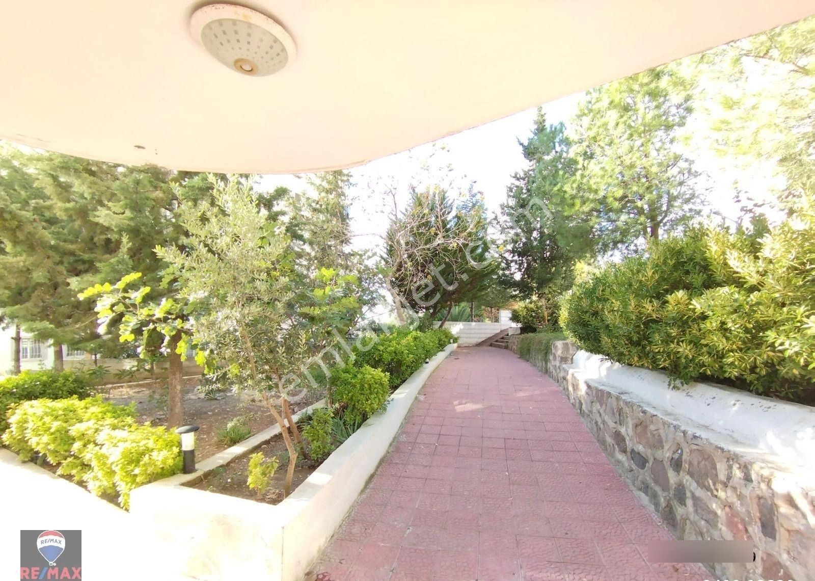 Bornova Evka 4 'te Asansörlü Doğalgazlı Kıralık 2+1 Daıre - Görsel 15