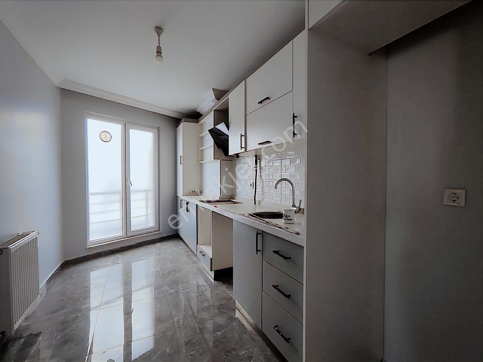 Çekmeköy Merkez Mahallesi'nde 5+1 Kiralık Dubleks Daire - Görsel 10