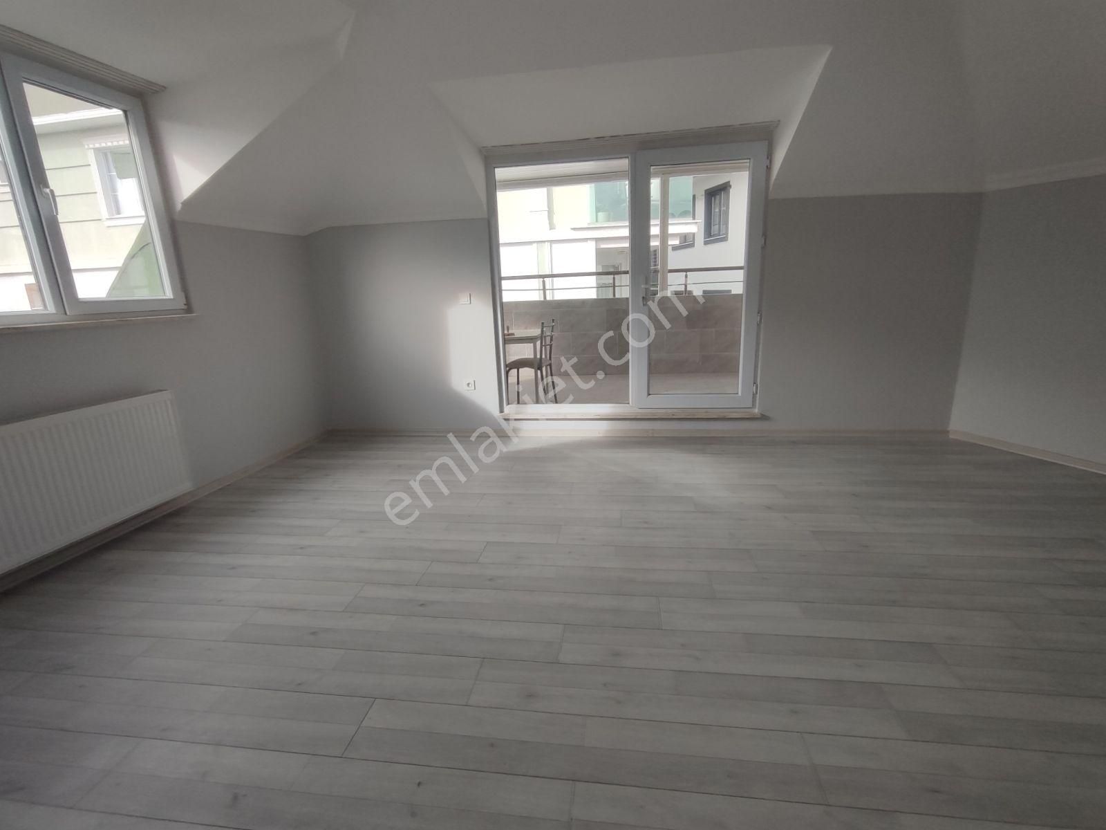 Çekmeköy Merkez Mahallesi'nde 5+1 Kiralık Dubleks Daire - Görsel 34