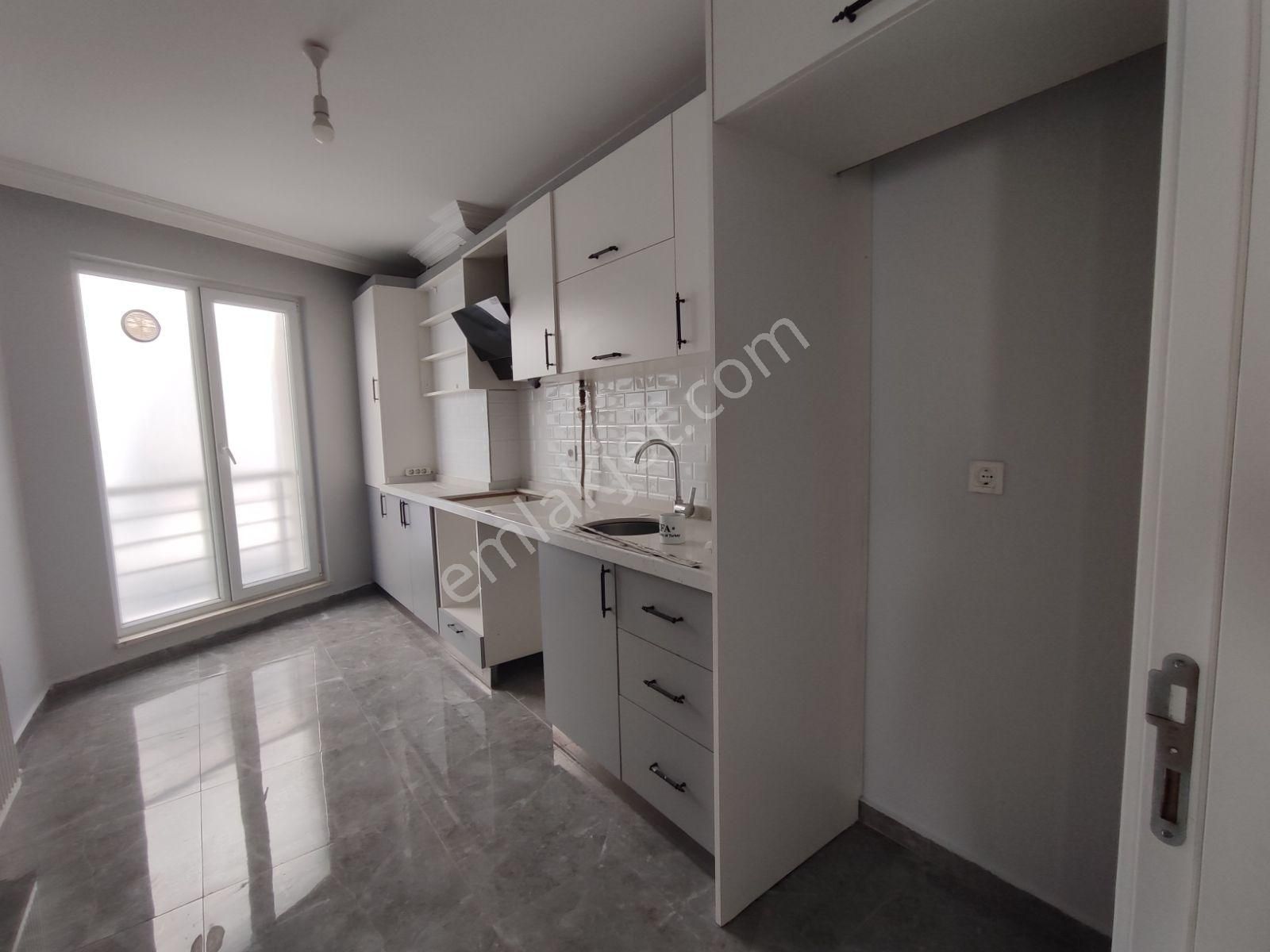 Çekmeköy Merkez Mahallesi'nde 5+1 Kiralık Dubleks Daire - Görsel 16