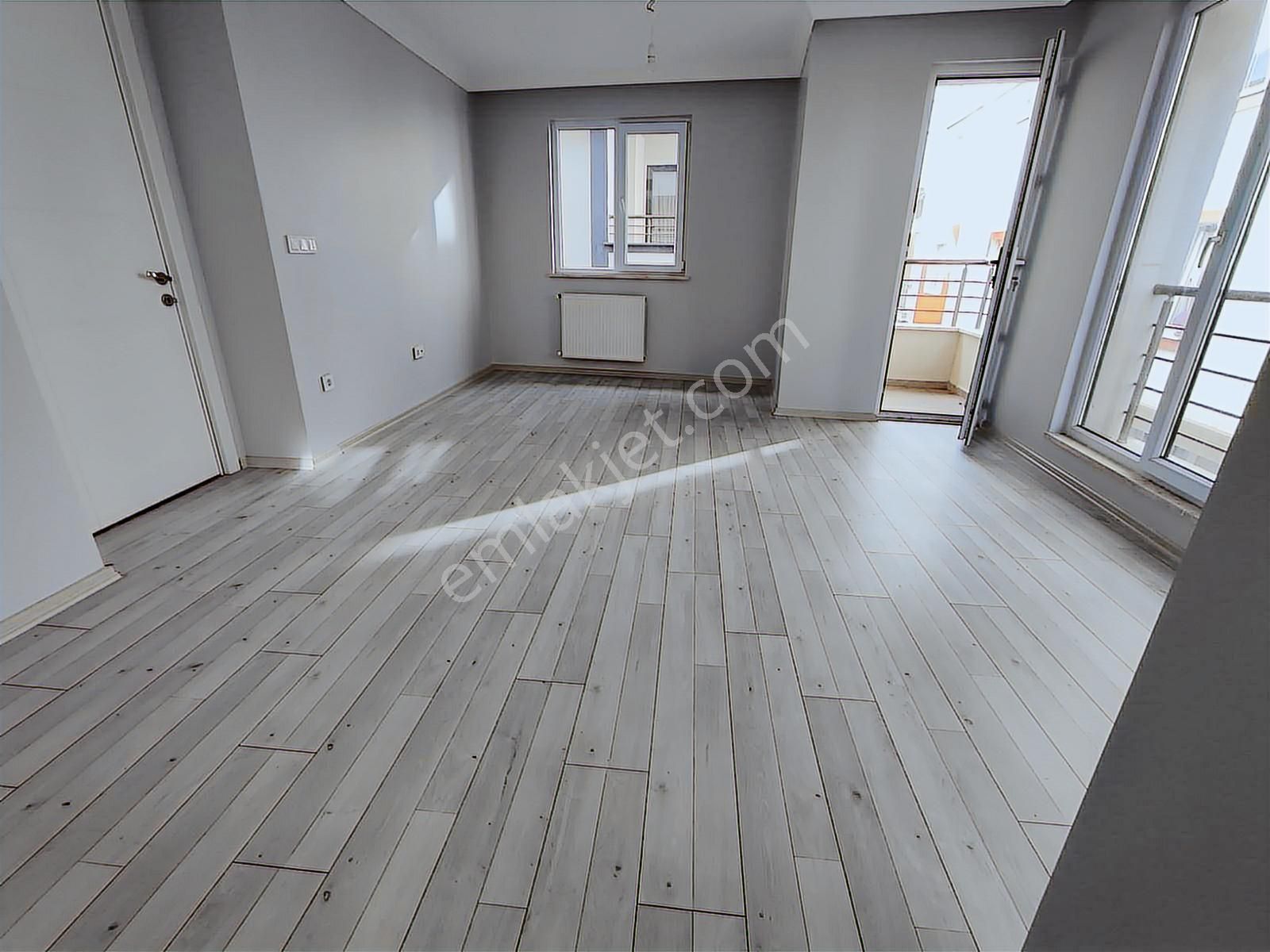Çekmeköy Merkez Mahallesi'nde 5+1 Kiralık Dubleks Daire - Görsel 2