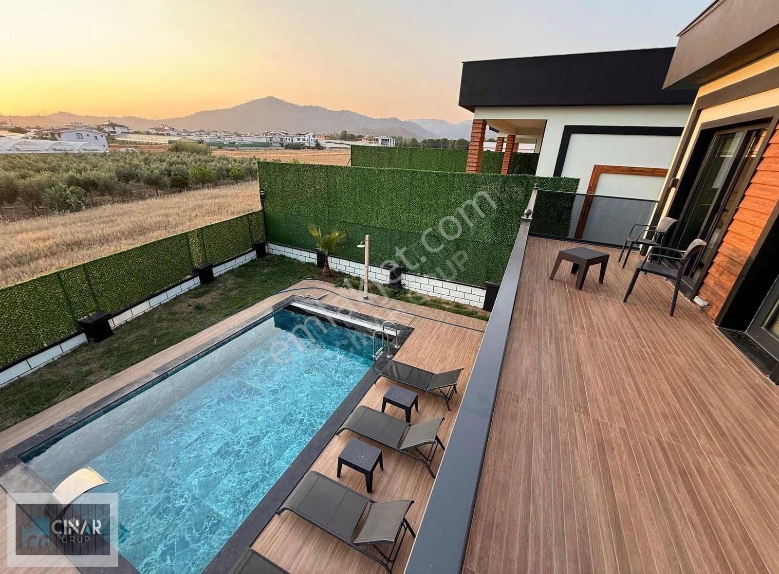 4+1 Müstakil Havuzlu Saunalı Villa - Görsel 3