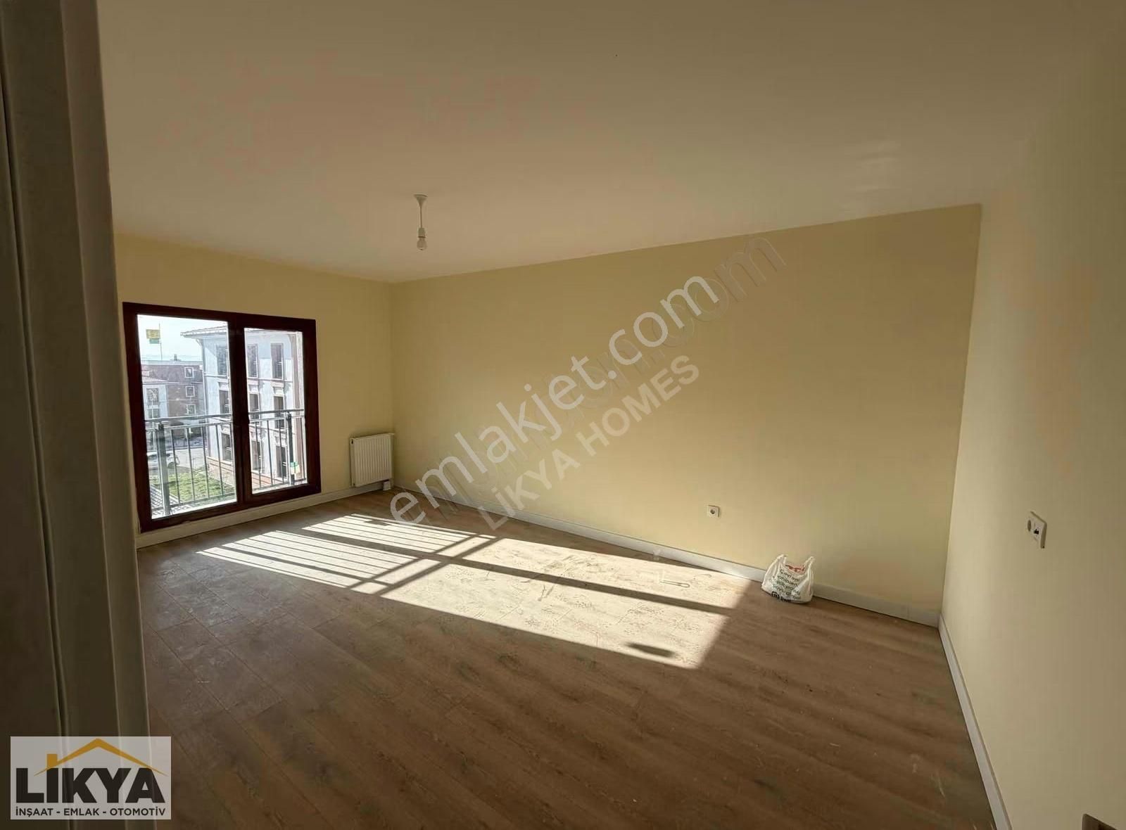 Fethiye Karaçulha Mah.de Toki Evlerinde 2+1 Kapalı Mutfak Arakat