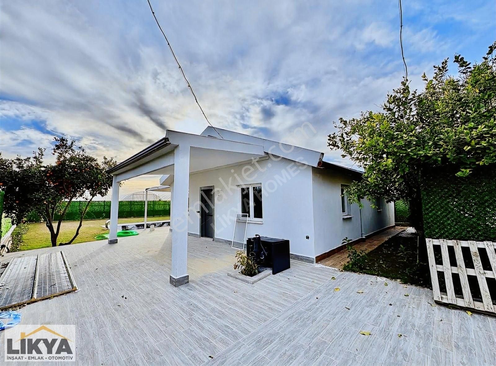 Karagedık Mah. Geniş Bahçe İçinde Eşyasız Kiralık Villa - Görsel 4