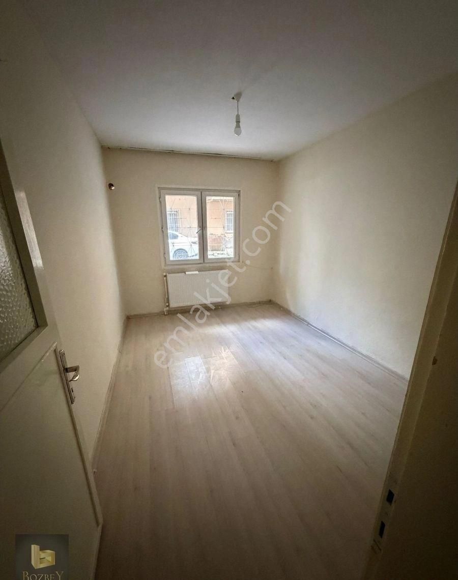 Buca Fırat Mah. 2+1 90 M2 Y.giriş Doğalgazlı Kiralık Daire - Görsel 9