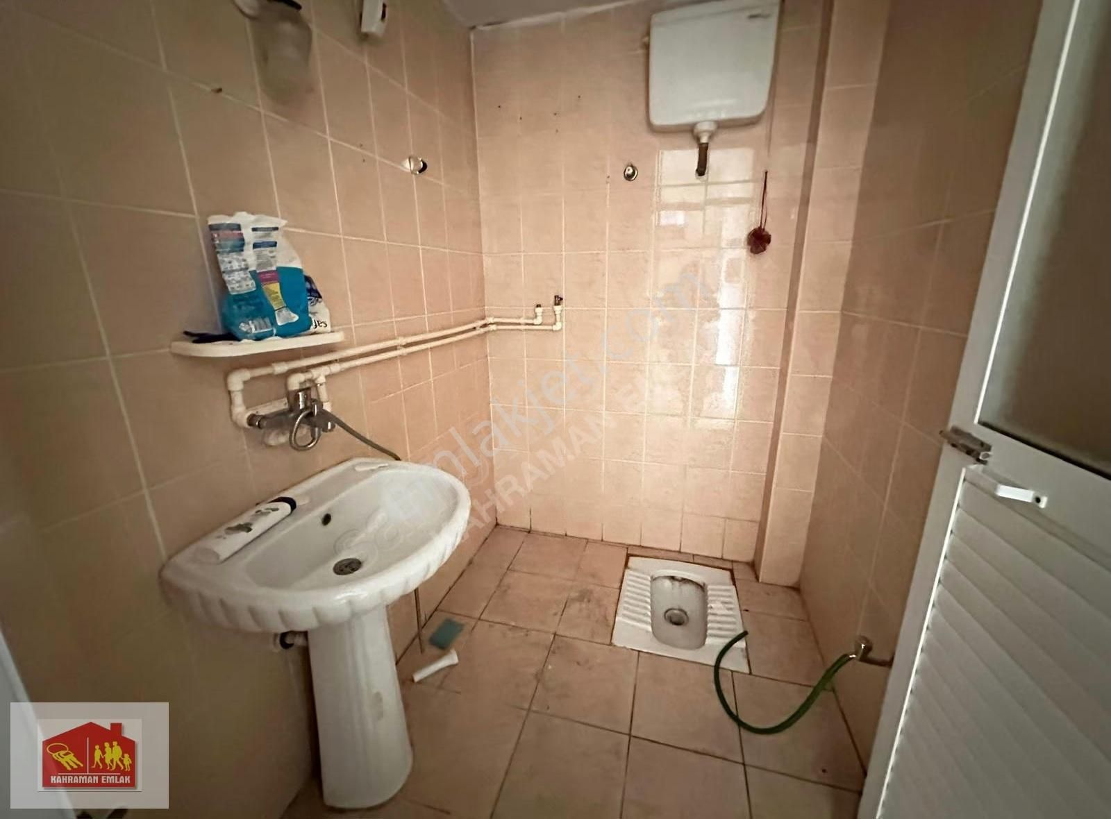 Kaynarca'da Marmaraya Sahile Çok Yakın Düz Giriş Dükkan - Görsel 10