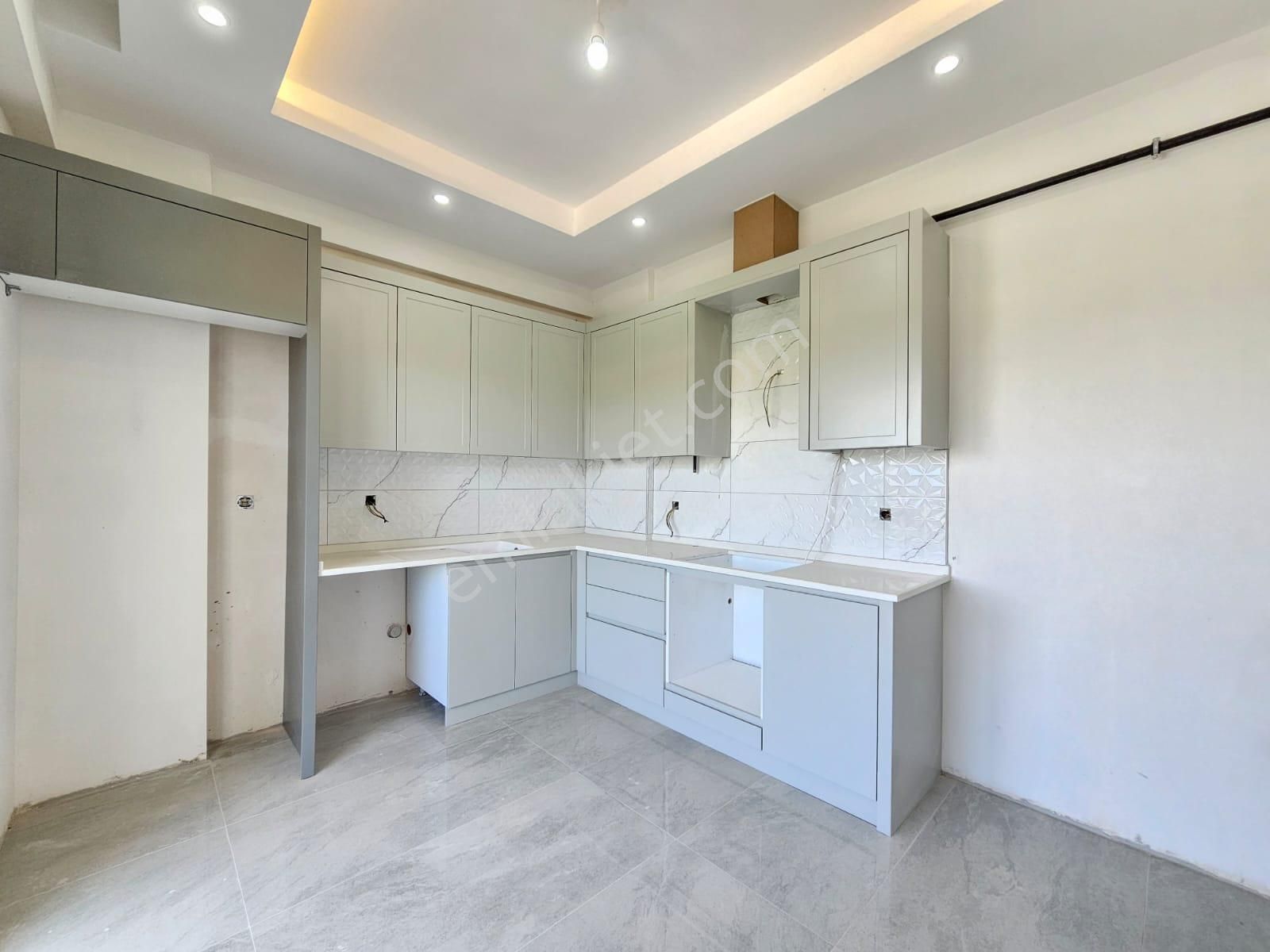 Denizli Şemikler De 2+1 120 M2 Mükemmel Konumda Satılık Daireler