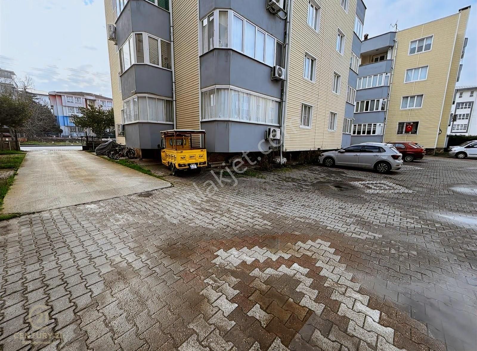 C21 Bal'dan Paşaalanı Mah. 3+1 Geniş Kiralık Daire - Görsel 4