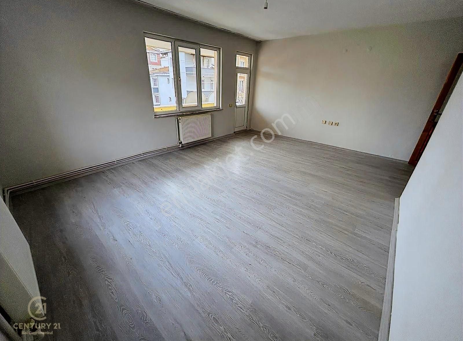 C21 Bal'dan Paşaalanı Mah. 3+1 Geniş Kiralık Daire - Görsel 8