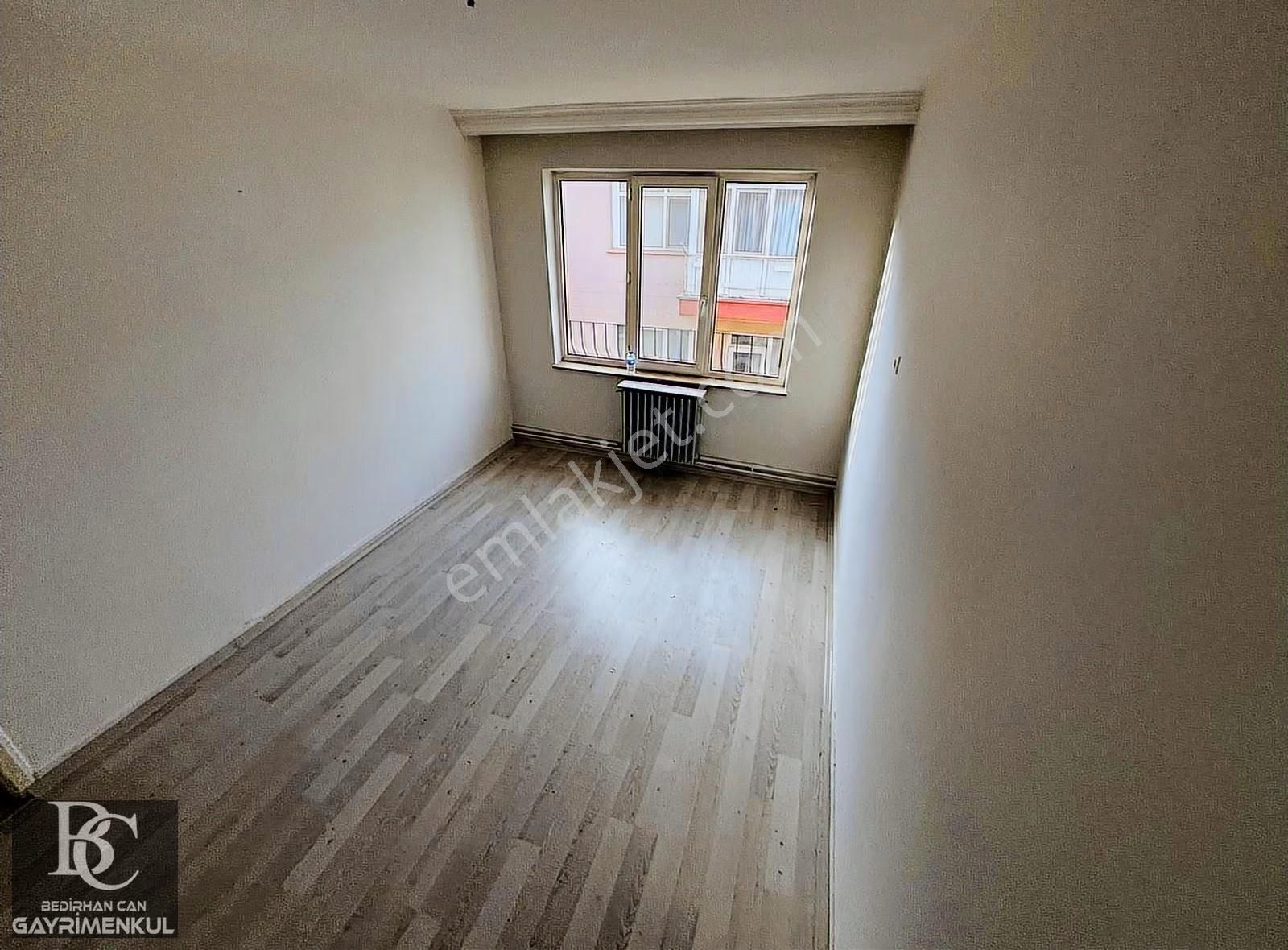 Bedirhan'dan Geniş M2 3+1 2 Balkonlu Merkezi Konumda Daire!!!!!! - Görsel 6