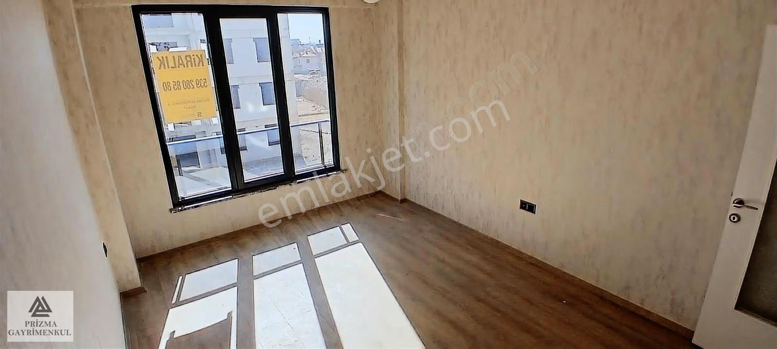 Ahmet Özcan Caddesinde Kiralık 4+1 Daire Sıfır Arakat - Görsel 9