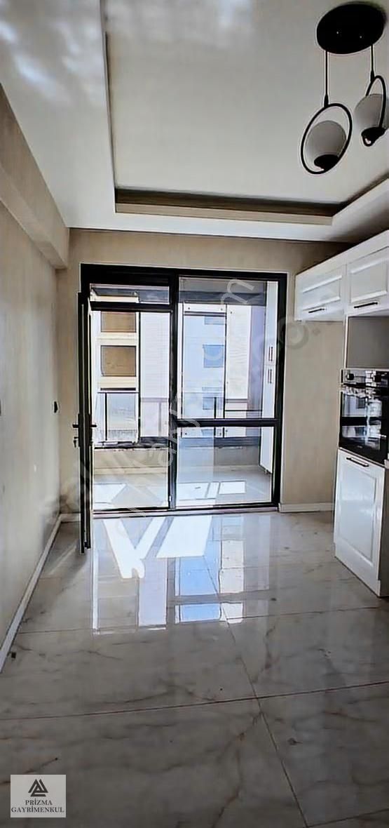 Ahmet Özcan Caddesinde Kiralık 4+1 Daire Sıfır Arakat - Görsel 7