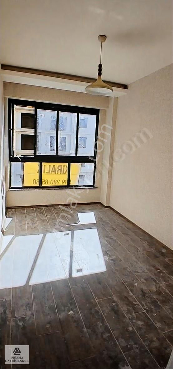 Ahmet Özcan Caddesinde Kiralık 4+1 Daire Sıfır Arakat - Görsel 27