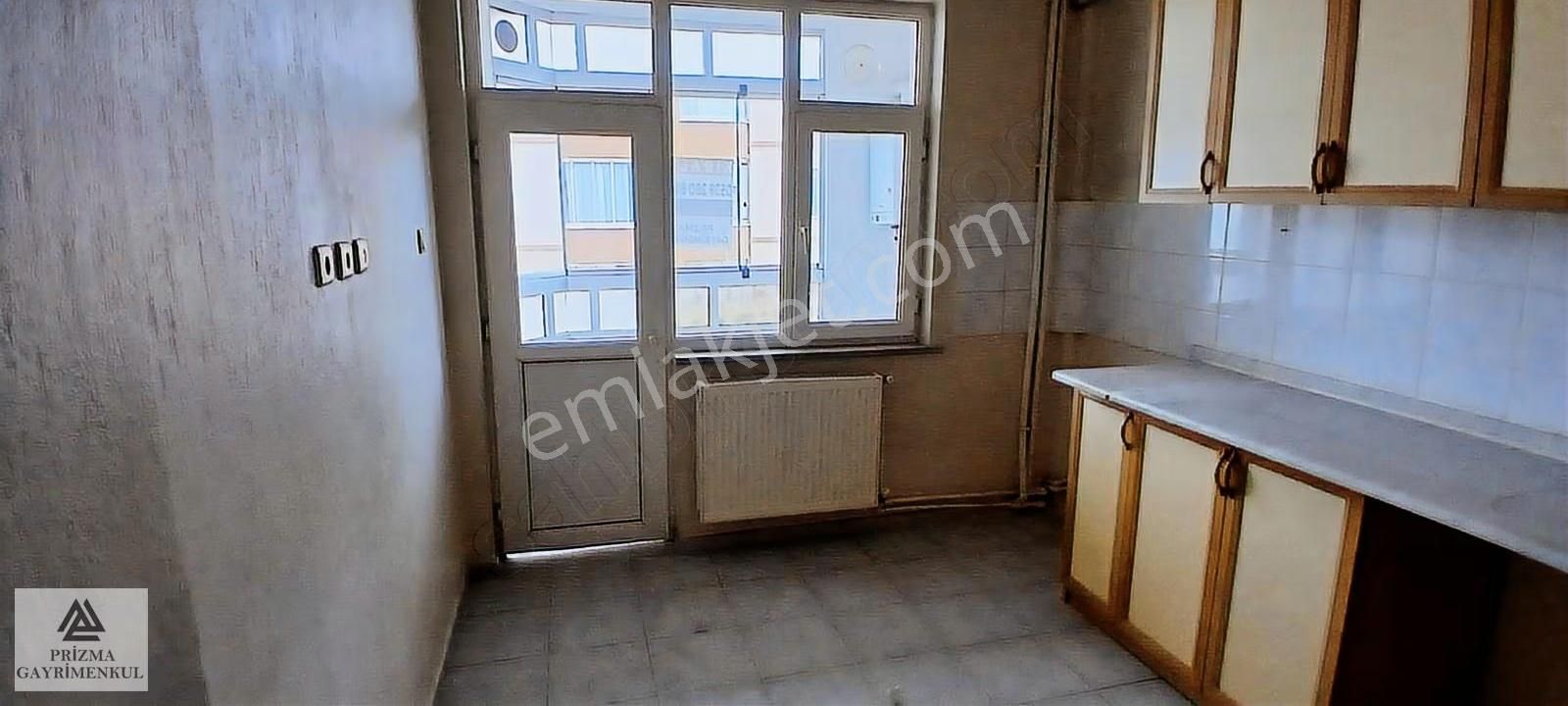 Koyuncu Petrol Arkası Kiralık 3+1 Daire - Görsel 7