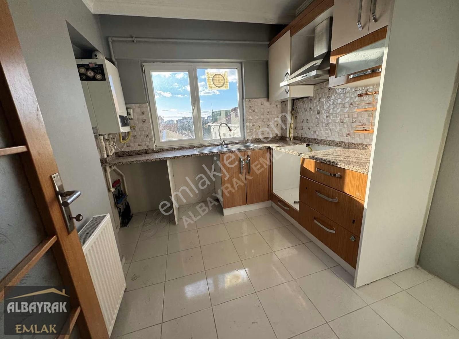 Albayrak Emlaktan Ara Kat Sıte İçersinde Daire - Görsel 22