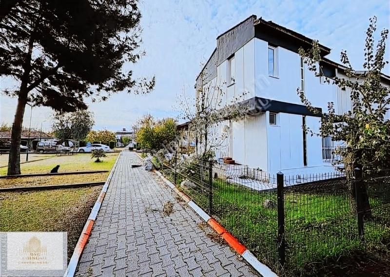 Msg'den Karaburun Küçükbahçe'de Site İçinde 3+1 Villa