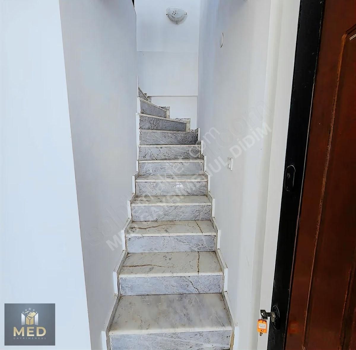 Didim Altınkumda Denize Yürüme Mesafesinde 3+1 Dubleks Daire - Görsel 31