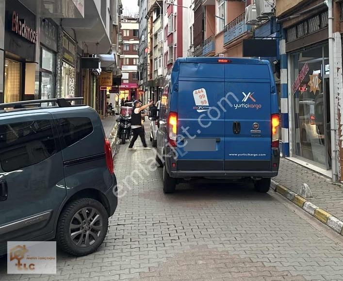 Şehrin Merkezinde Satılık Dükkan - Görsel 8