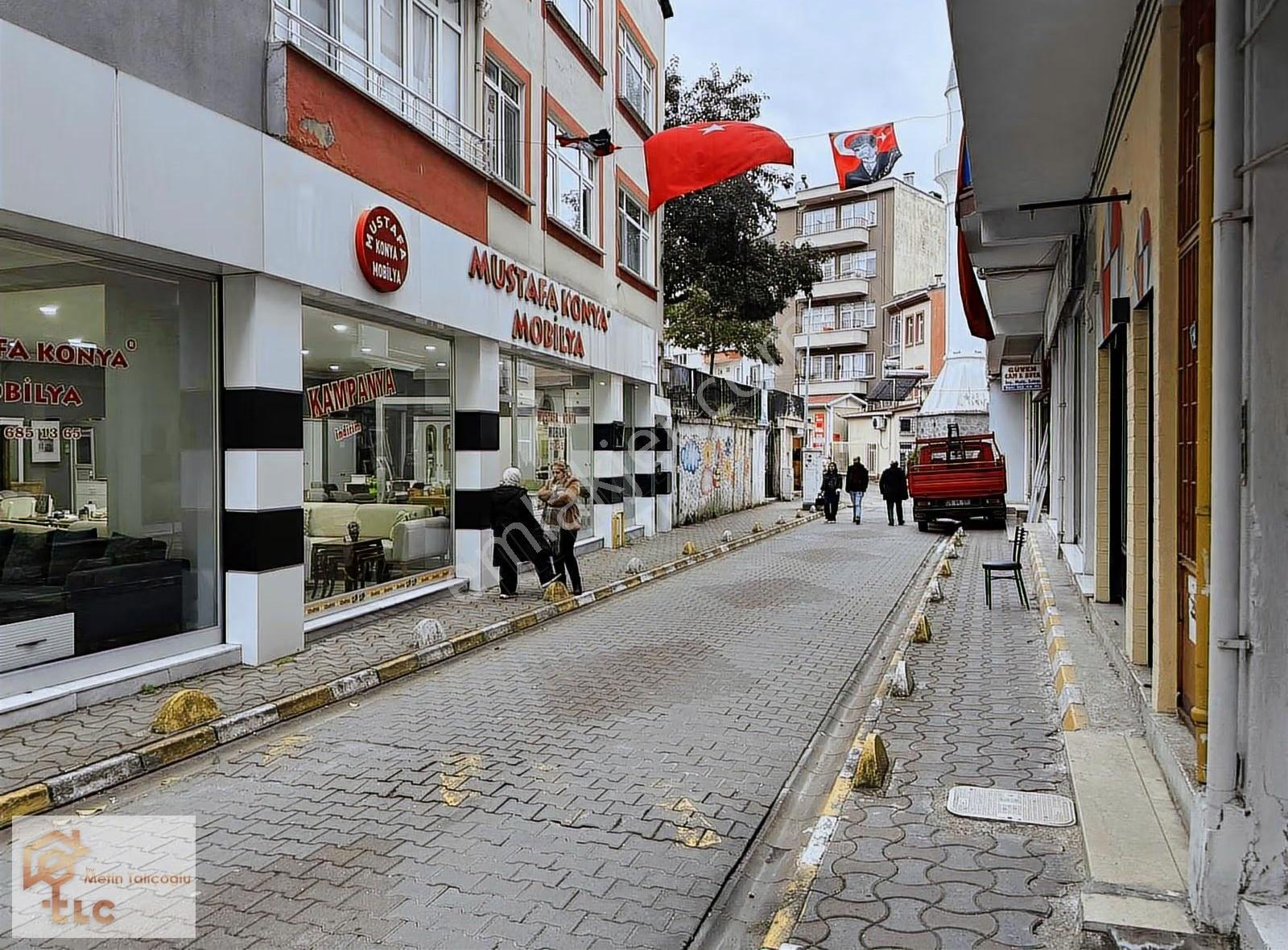 Şehrin Merkezinde Satılık Dükkan - Görsel 7