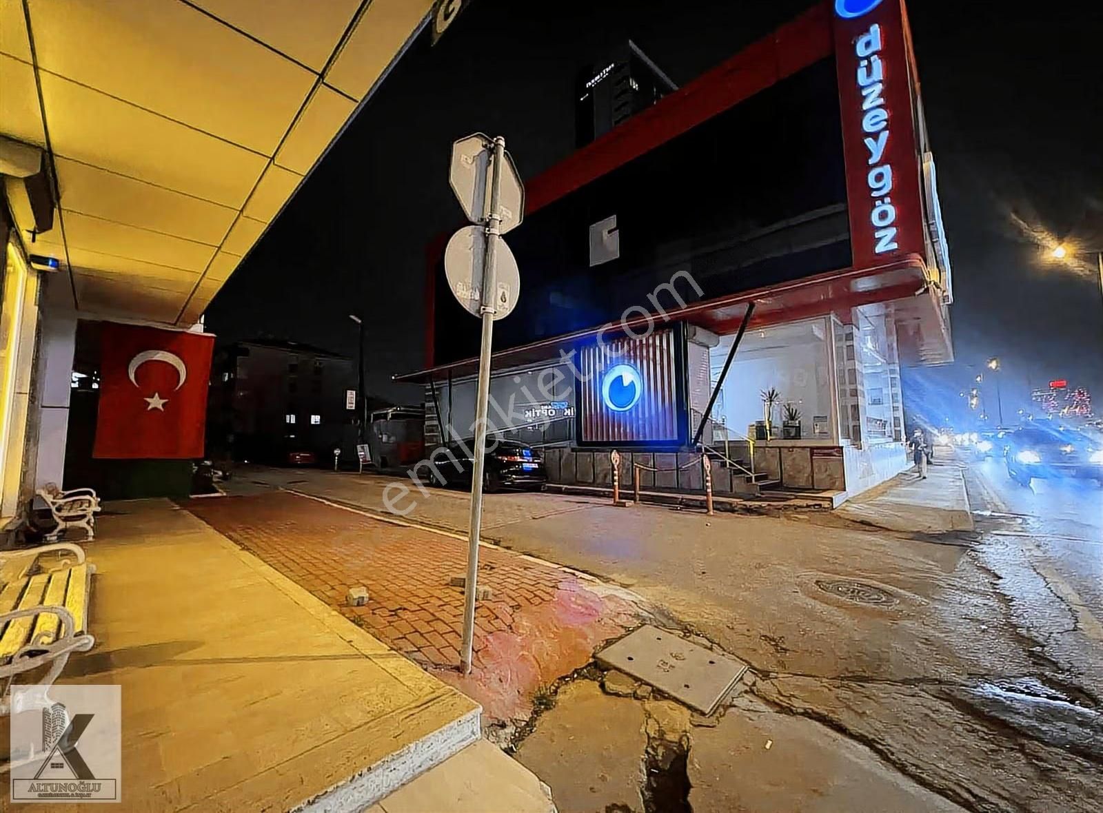 Cihangir Mah.e-5 Metrobüs Cadde Üzerinde 1+1 65m2 Daire - Görsel 11