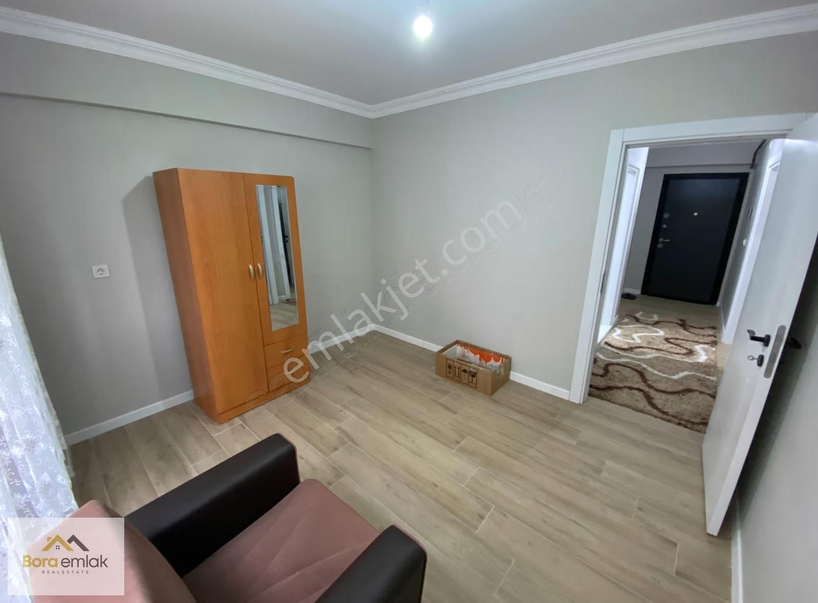 Bora Emlak'dan Yunus Emre Mahallesi'nde Kiralık 2+0 Eşyalı Daire - Görsel 9