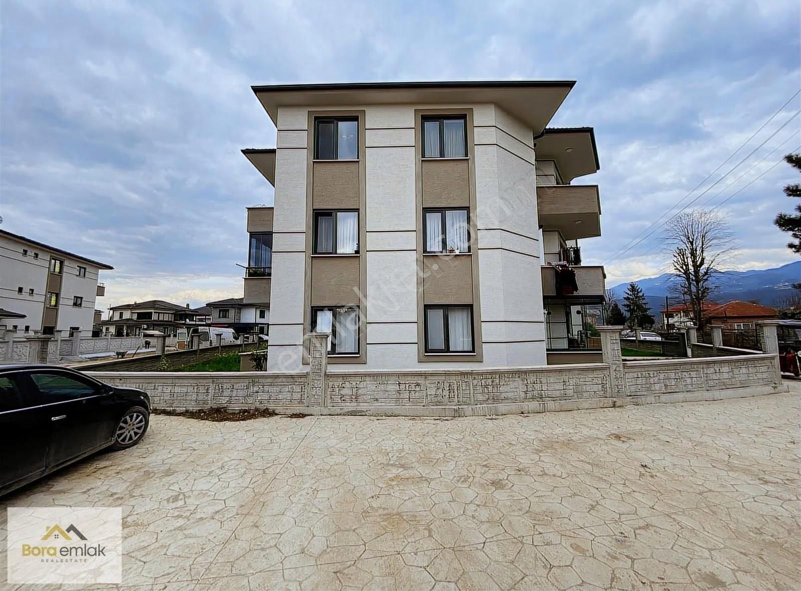 Bora Emlak'dan Yunus Emre Mahallesi'nde Kiralık 2+0 Eşyalı Daire - Görsel 5
