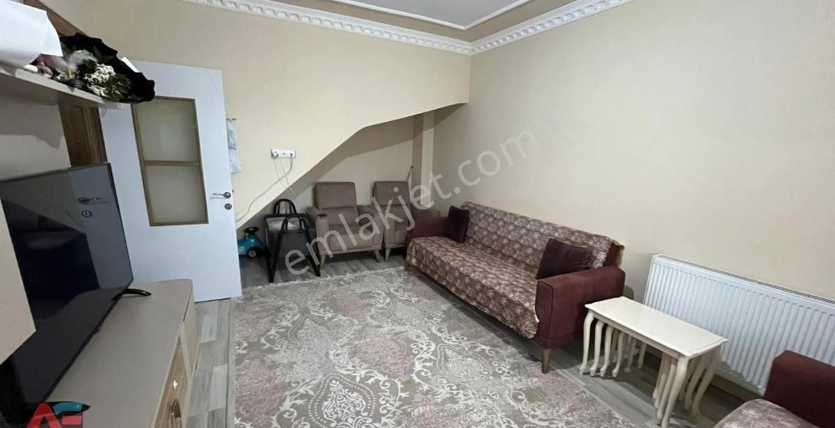 Çarşı Merkezde Emsallerinden Artılı 3+1 Dubleks Daire - Görsel 5