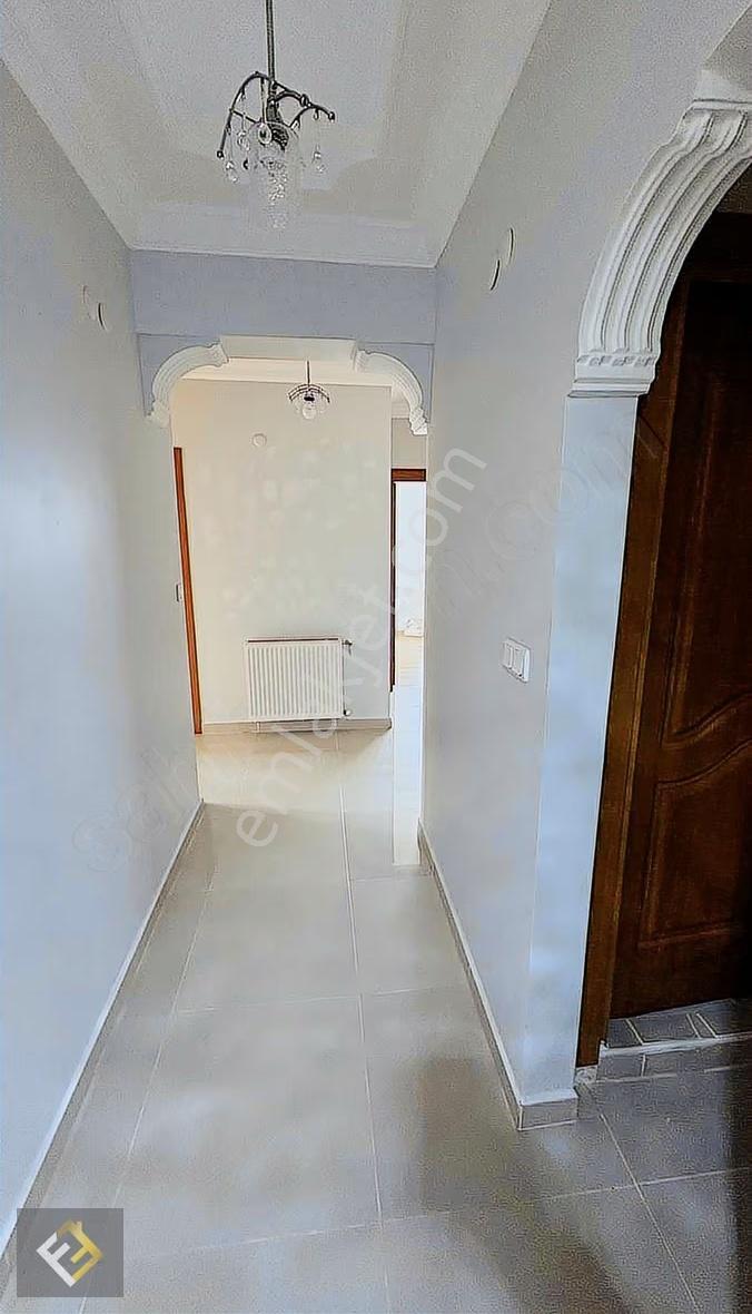 Furkan Emlaktan Ara Kat 4+1 Kiralık Lüks Daire - Görsel 14