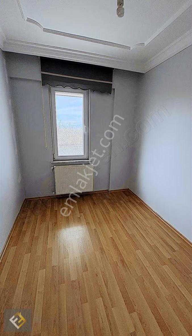 Furkan Emlaktan Ara Kat 4+1 Kiralık Lüks Daire - Görsel 5