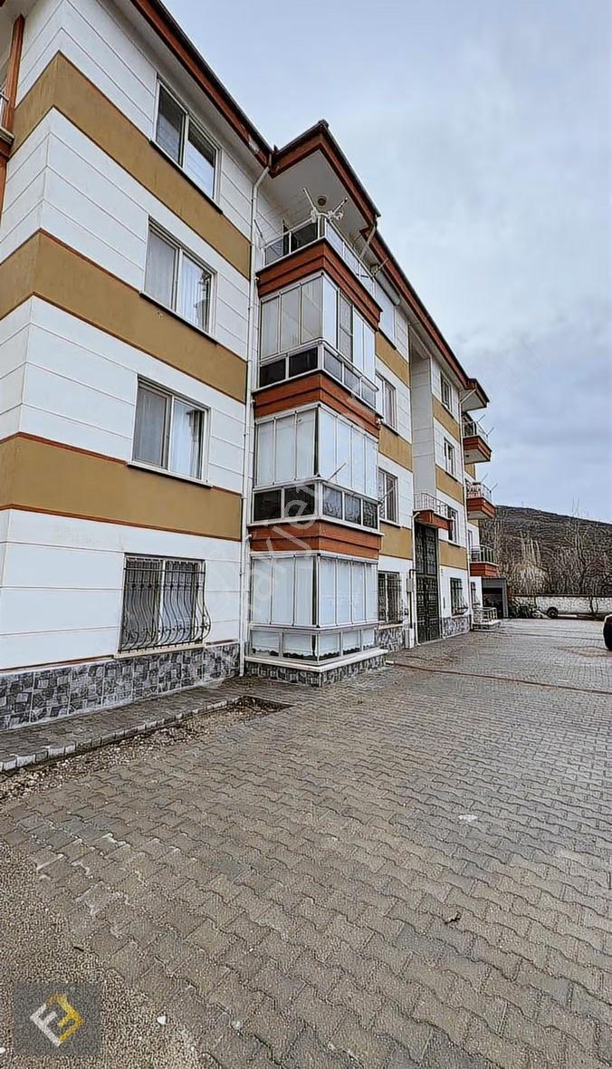 Furkan Emlaktan Ara Kat 4+1 Kiralık Lüks Daire - Görsel 6