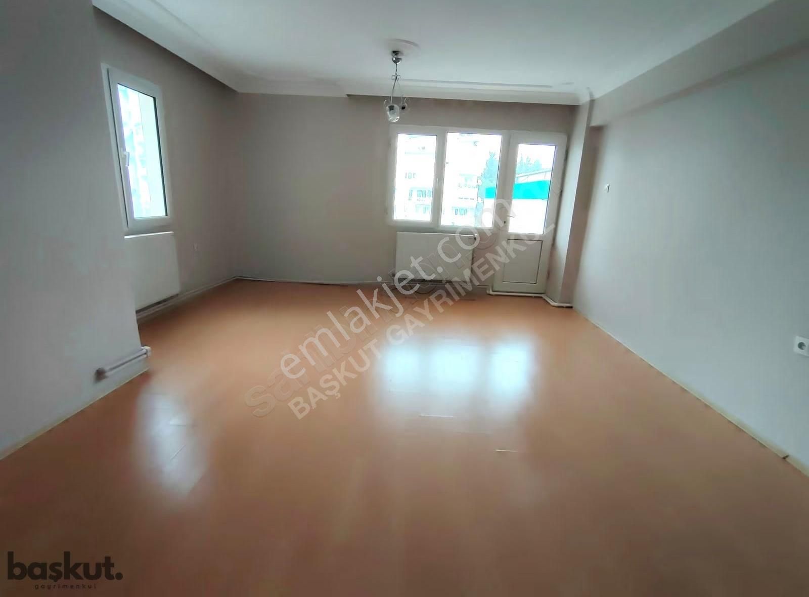 Başkut 'tan Zübeyde Hanım Elit Sitesi'nde Kiralık 3+1 Daire