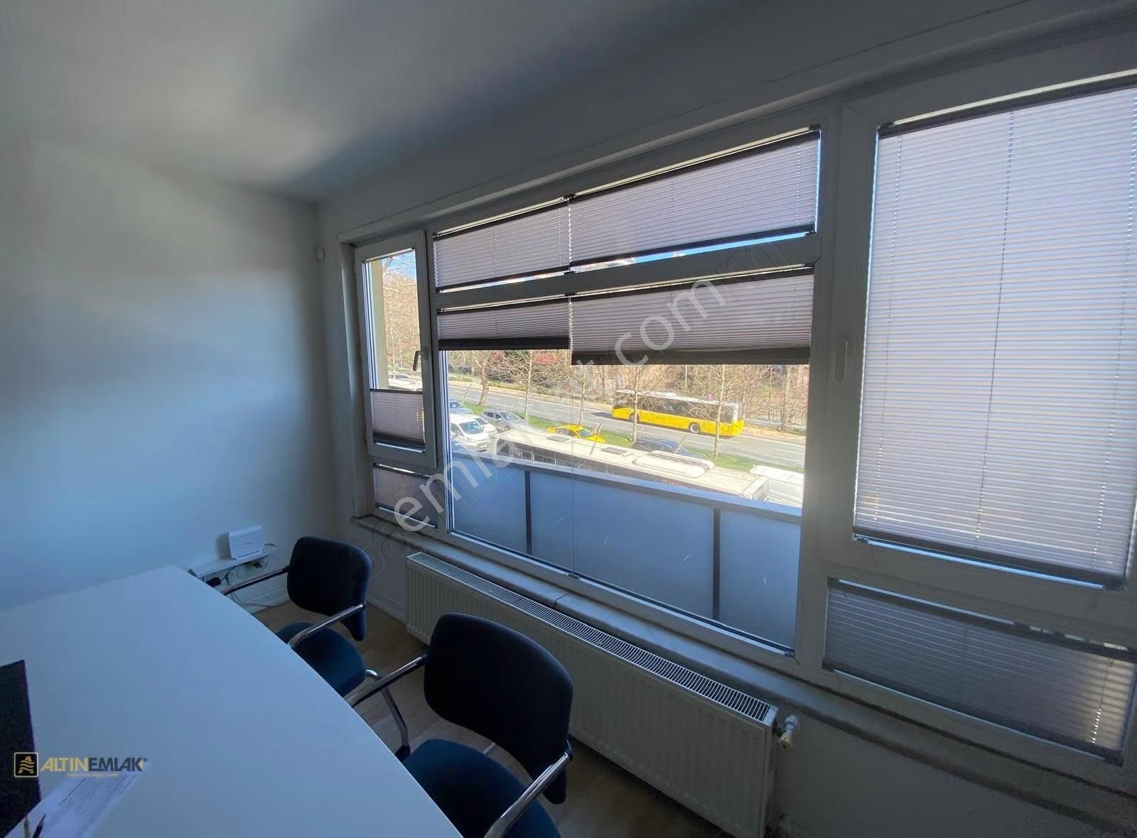 Barbaros Bulvarında Kiralık 2+1 Ofis&işyeri - Görsel 3