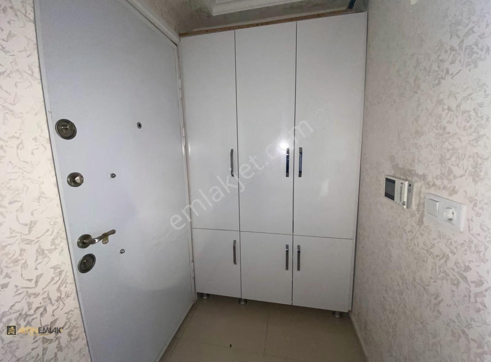 Şehit Ali Karahan Caddesi -köşe Binada- Asansörlü Kilerli 2+1 - Görsel 12