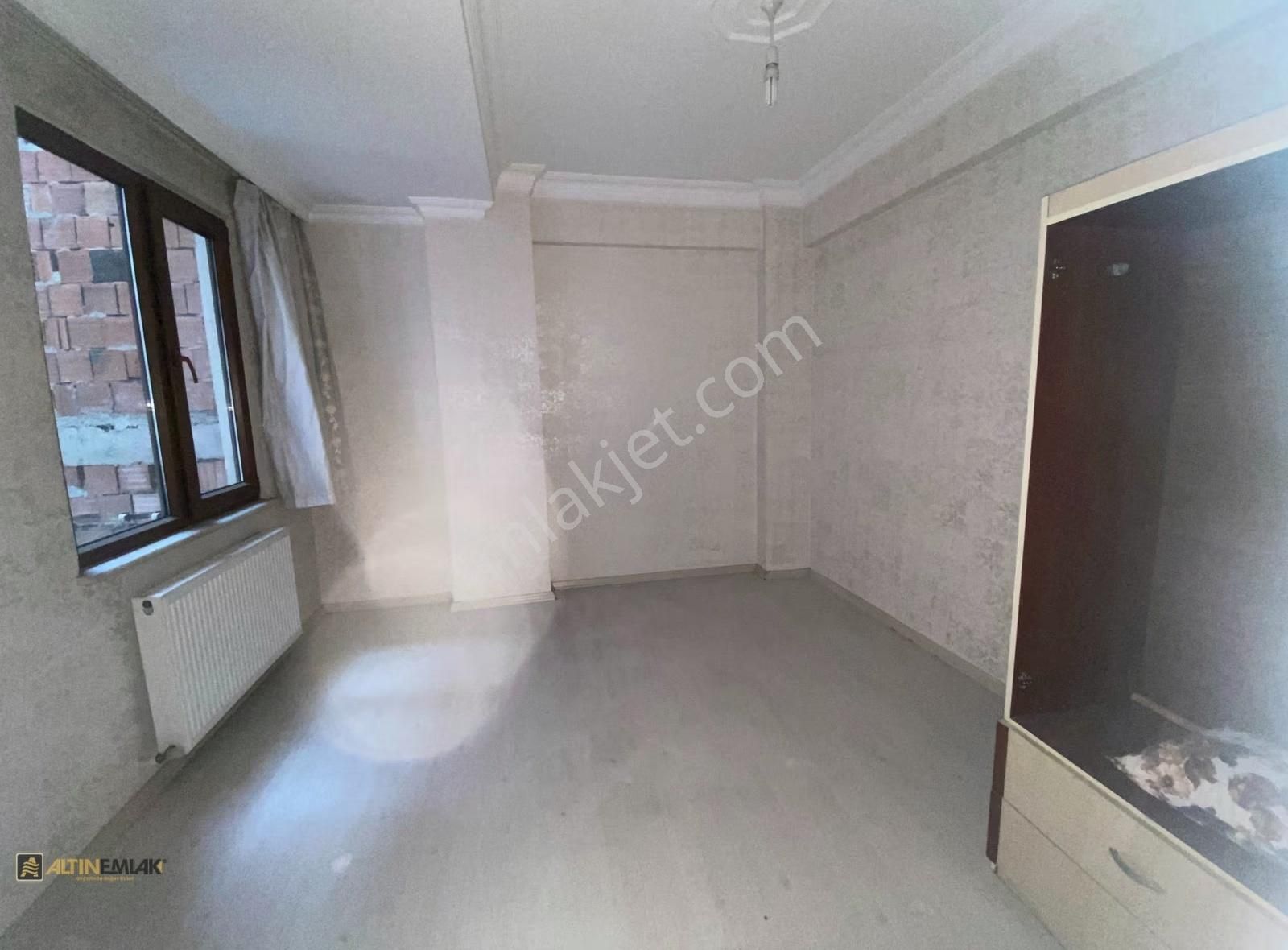 Şehit Ali Karahan Caddesi -köşe Binada- Asansörlü Kilerli 2+1 - Görsel 33