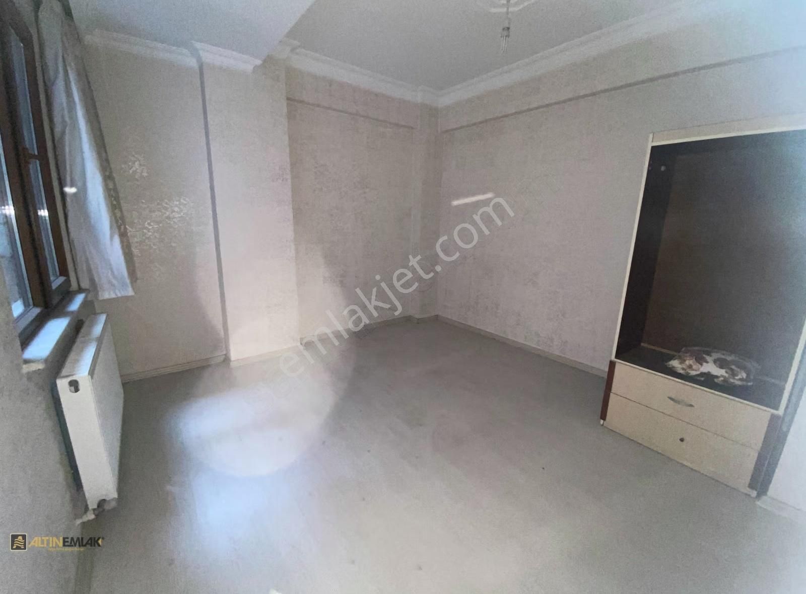 Şehit Ali Karahan Caddesi -köşe Binada- Asansörlü Kilerli 2+1 - Görsel 5
